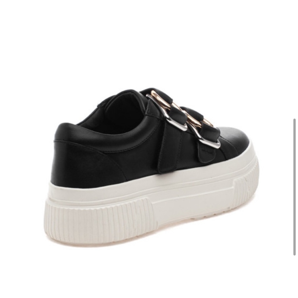 NWT J/SLIDES WALDO Black Leather Sneaker - Picture 2 of 16